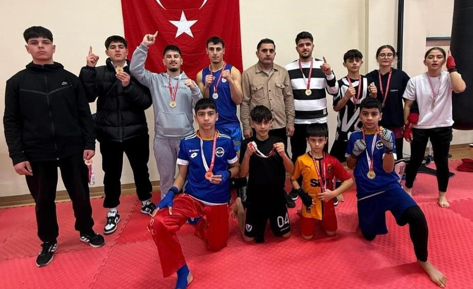  Dilovası Wushu-KickBox takımı 11 madalya ile zirve yaptı