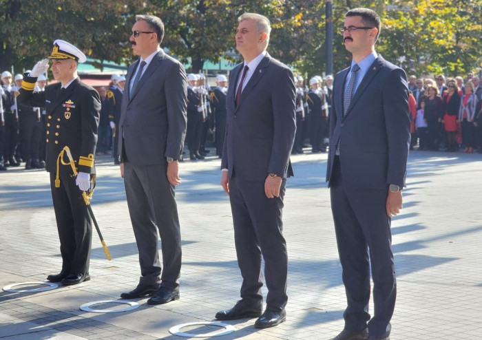 GÖLCÜK’TE CUMHURİYET BAYRAMI ETKİNLİKLERİ TÖREN İLE BAŞLADI