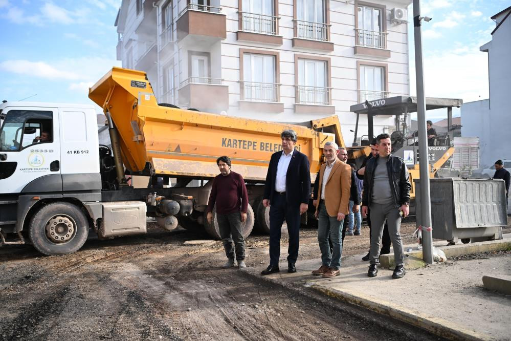 Kartepe'de 180 metre uzunluğunda iki sokak asfaltlandı