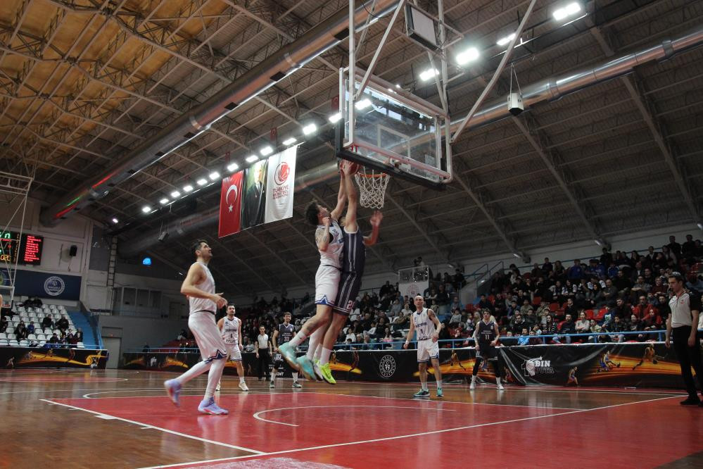 Kocaeli BŞB Kağıtspor  Ankara Genç Akademi'yi evinde yıktı