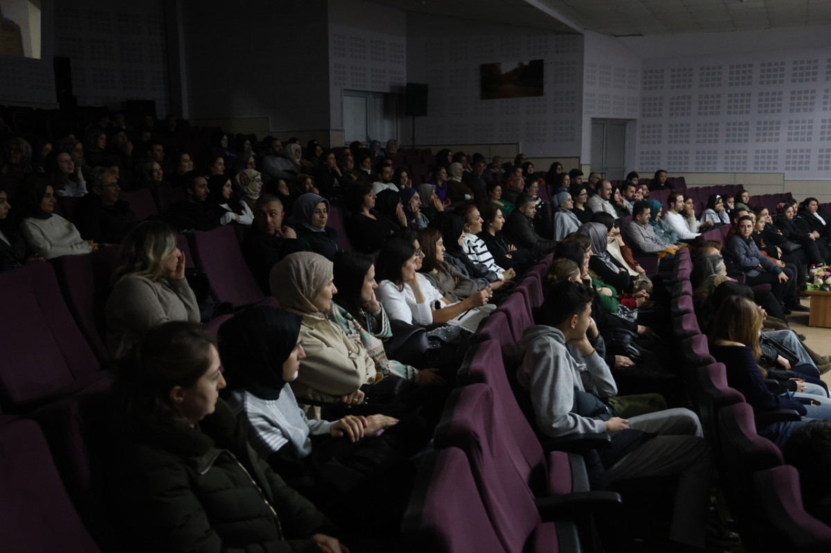 “SON BİR ŞANS” KARTEPE’DE ÇOK BEĞENİLDİ